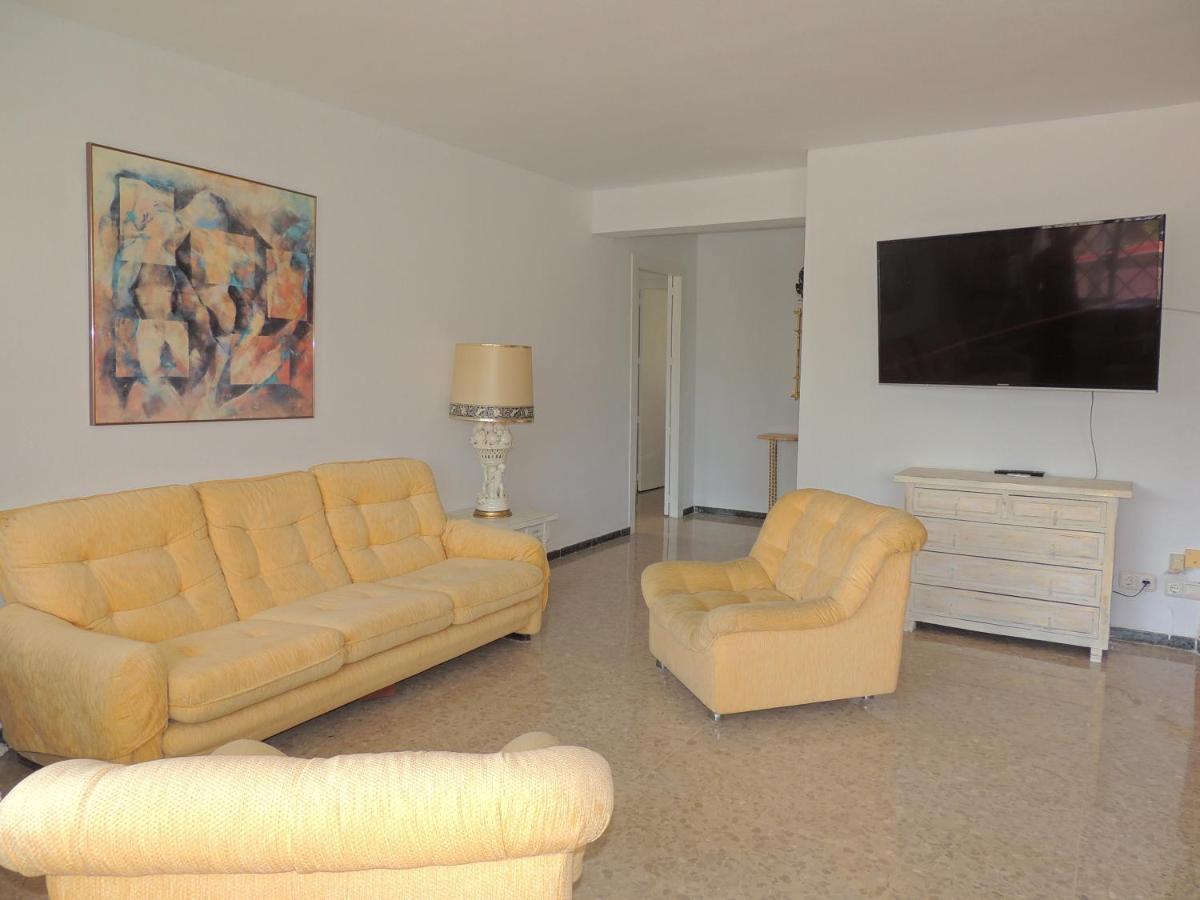 Eurosol Carihuela Beach توريمولينوس المظهر الخارجي الصورة
